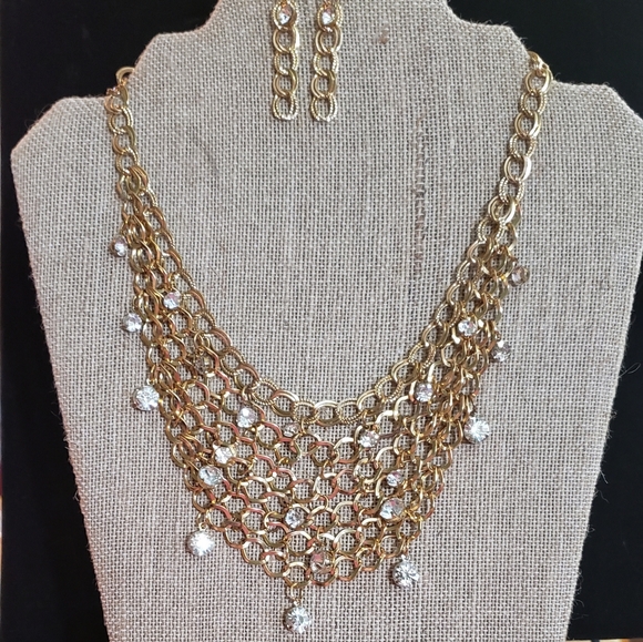 Paparazzi Blockbuster Necklace Fishing For Compliments 🐠 Gold - Picture 1 of 4